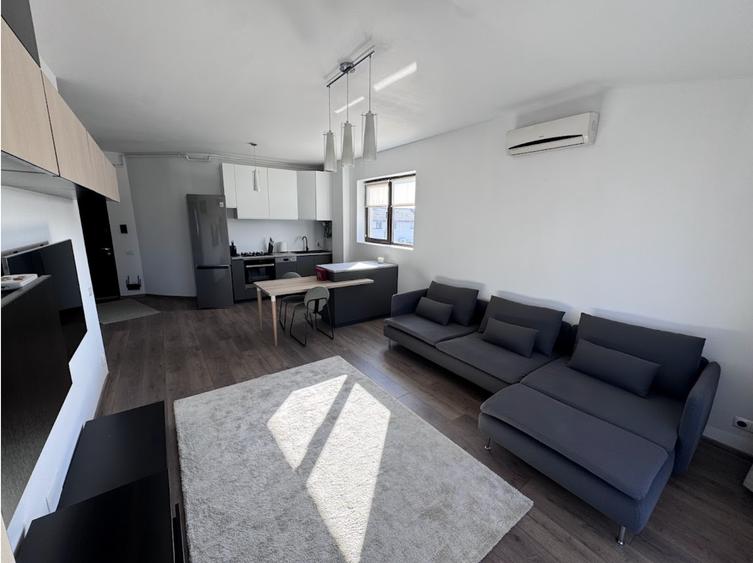 Apartament cu 2 camere semidecomandat, mobilat în Bucureștii Noi