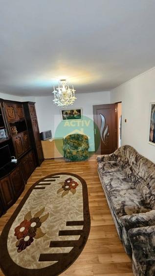 Apartament 3 camere, 2 balcoane, zona Episcopiei, Roman - 9
