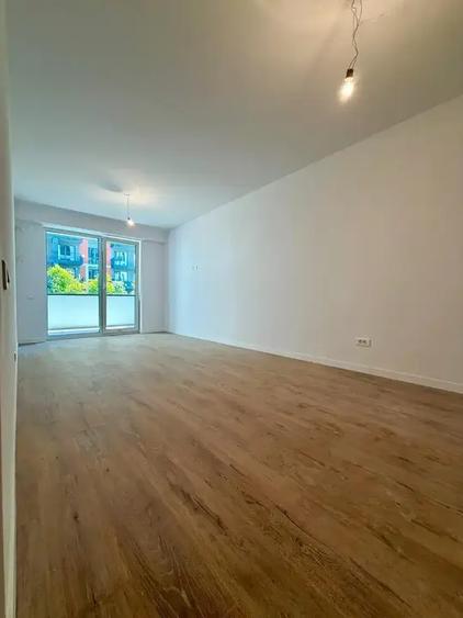 Apartament cu 3 camere decomandat în Theodor Pallady