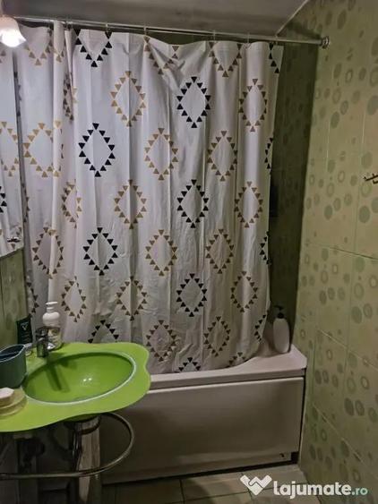 Apartament cu 2 camere decomandat în Anda
