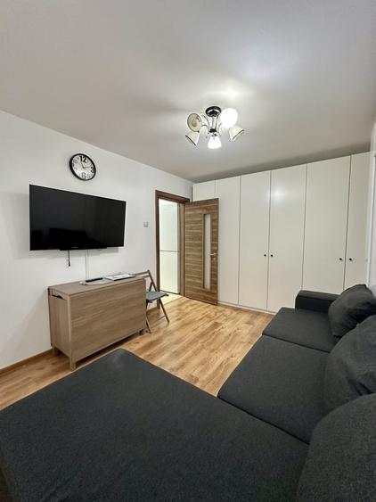Apartament cu 2 camere decomandat în Drumul Taberei