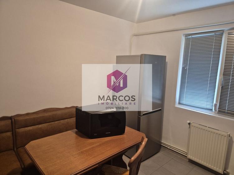 Apartament cu 2 camere semidecomandat, mobilat în Moroasa 2