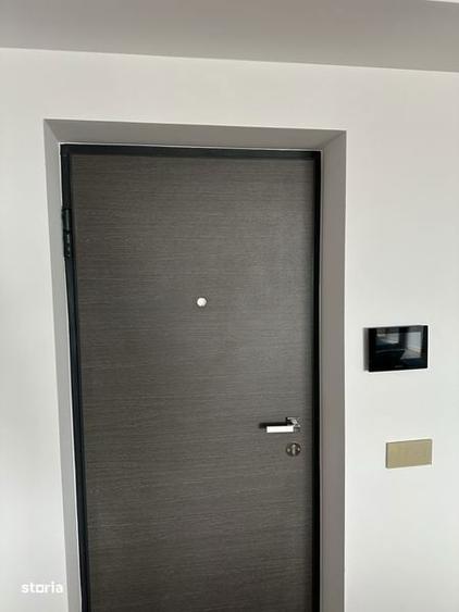 Apartament cu 3 camere în Letea Veche