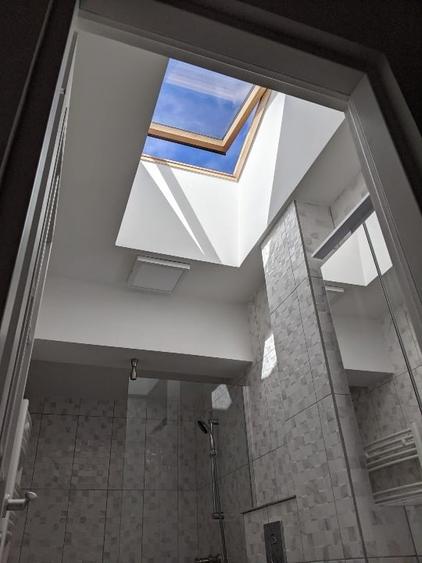 Apartament cu 3 camere decomandat în Noua