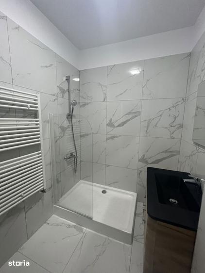 Apartament cu 2 camere, mobilat în Torontalului