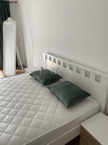 Apartament cu 3 camere decomandat, mobilat în Vest