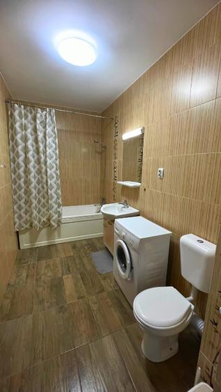 Apartament cu 2 camere semidecomandat în Florești