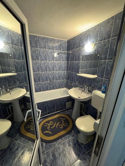 Apartament cu 2 camere decomandat în Școlilor