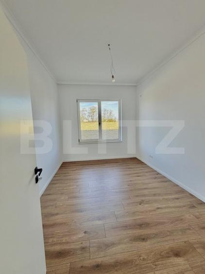 Duplex cu 3 camere cu Canalizare în Moșnița Nouă