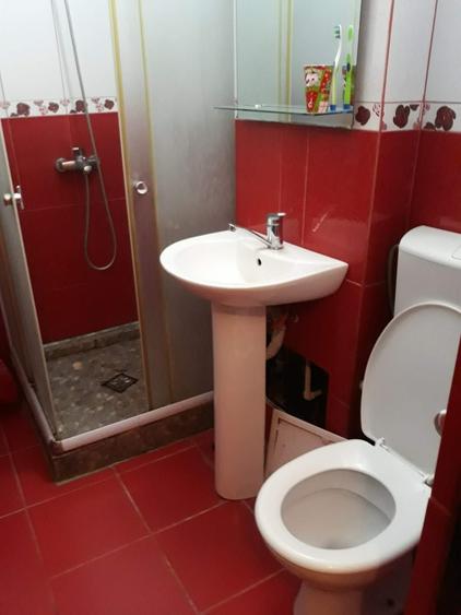 Apartament cu 2 camere decomandat în 9 Mai