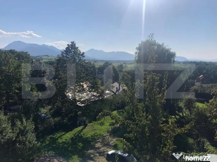 Casă cu 5 camere cu Teren 1912 Mp în Central