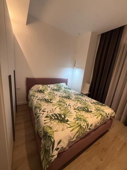 Apartament cu 2 camere semidecomandat în Palazu Mare