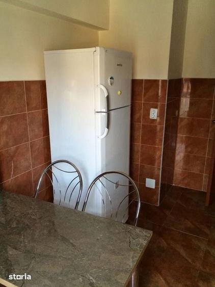 Apartament cu 3 camere decomandat în Sud