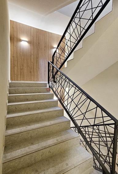 Apartament cu 3 camere decomandat în Brașovul Vechi