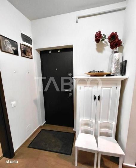 Apartament cu 3 camere decomandat în Borhanci