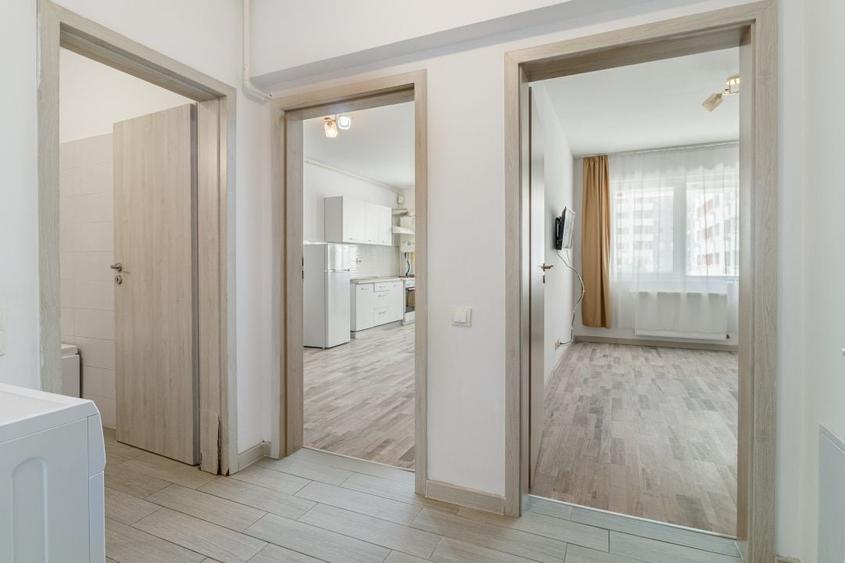 Apartament cu 2 camere semidecomandat, mobilat în Militari