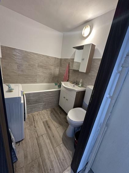 Apartament cu 2 camere decomandat în Gorjului