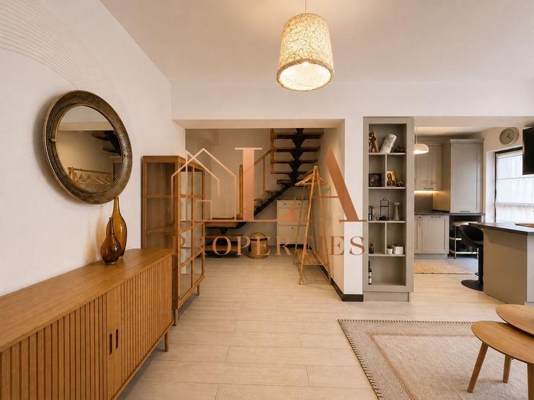 Apartament cu 4 camere semidecomandat, mobilat în Drumul Taberei
