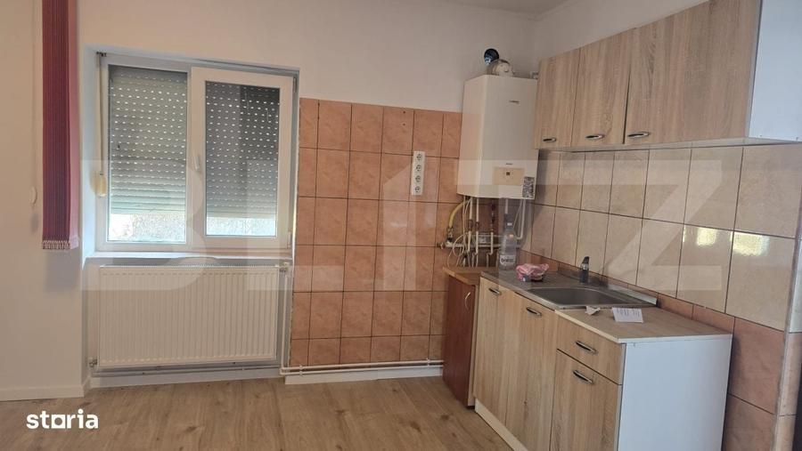 Casă cu 2 camere cu Teren 500 Mp în Botiz