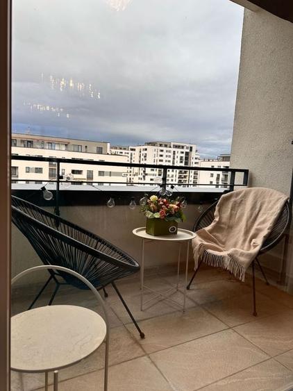 Apartament cu 2 camere decomandat în Noua
