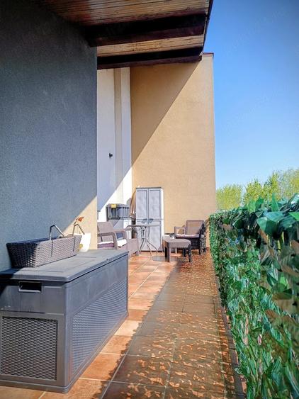 Apartament cu 3 camere semidecomandat în Braytim