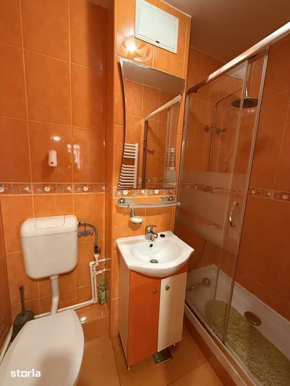 Apartament cu 2 camere decomandat în Micro 21