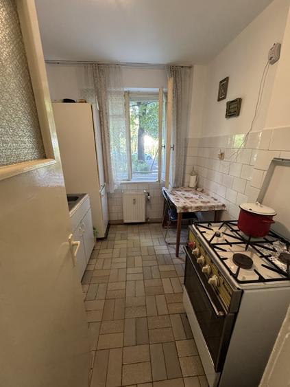 Apartament 3 camere, cf 1A, semidec, parter/4, Republicii- C-tin Brezeanu - 12