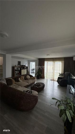 Casă cu 4 camere cu Teren 500 Mp în Central