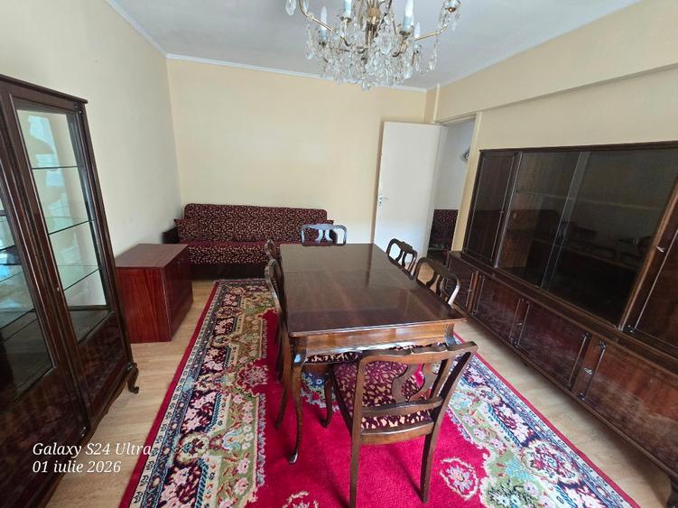 Apartament cu 2 camere decomandat în Prundu