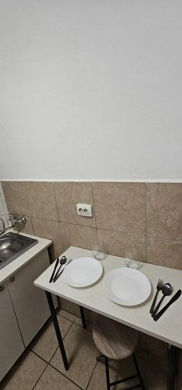 Garsonieră nedecomandată în Confecții