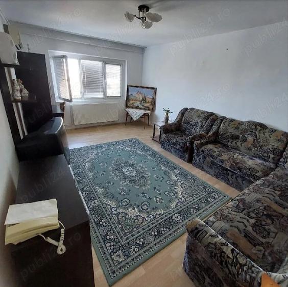 Apartament cu 3 camere decomandat în Malul Mureșului