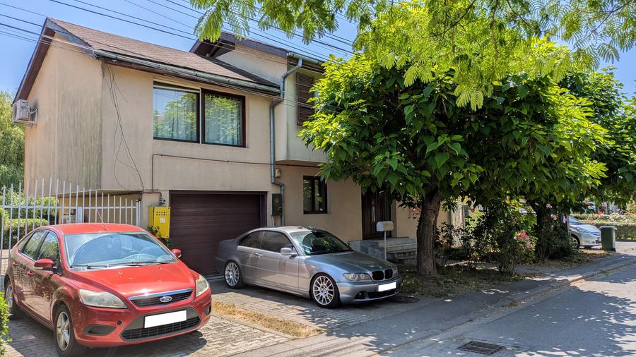Casă individuală cu 5 camere cu Canalizare în Aradului