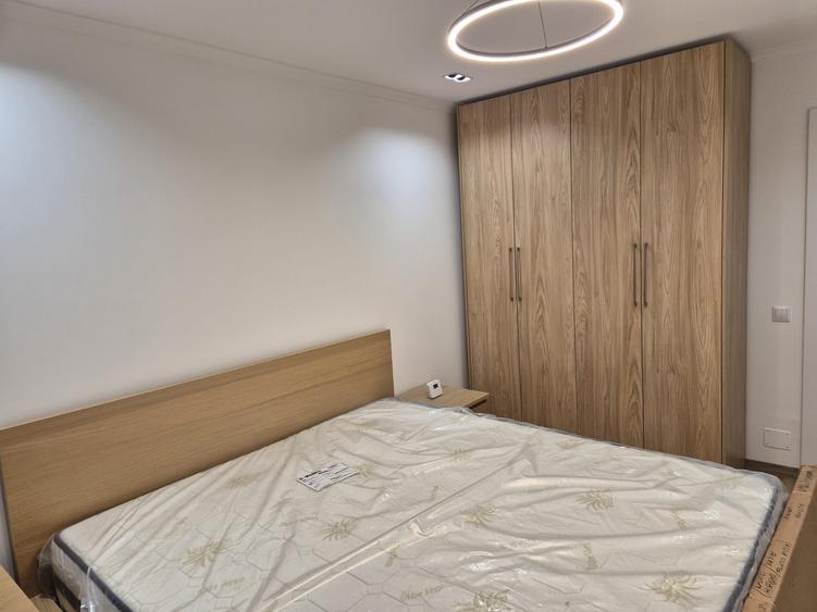 Apartament cu 2 camere decomandat în Florești