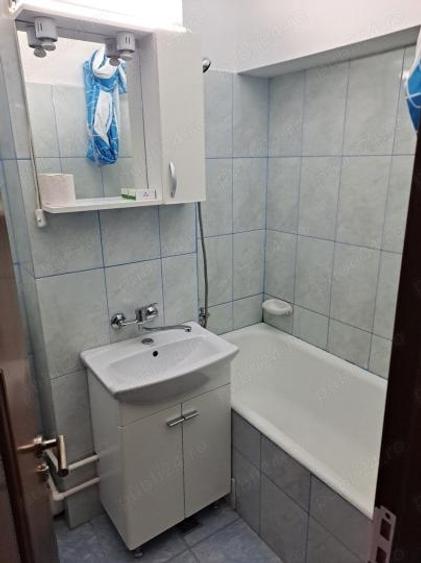 Apartament cu 2 camere decomandat, mobilat în Dacia