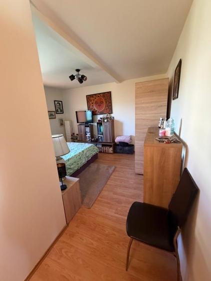 Duplex cu 5 camere cu Canalizare în Valea Lupului