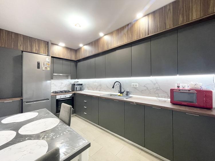Apartament cu 3 camere decomandat, mobilat în Giroc