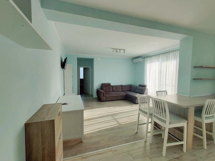 Apartament cu 3 camere semidecomandat în Giroc