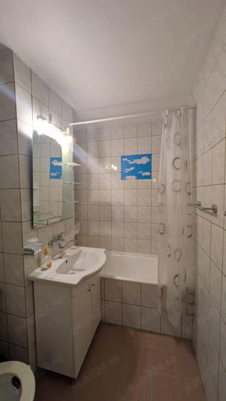 Apartament cu 3 camere decomandat în Precista