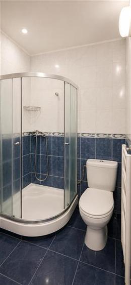 Garsonieră decomandată, mobilată în Central