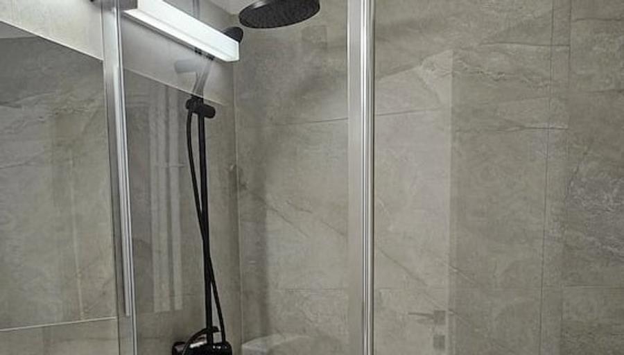 Apartament cu 2 camere decomandat în Crângași