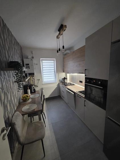 Apartament cu 2 camere decomandat în Favorit