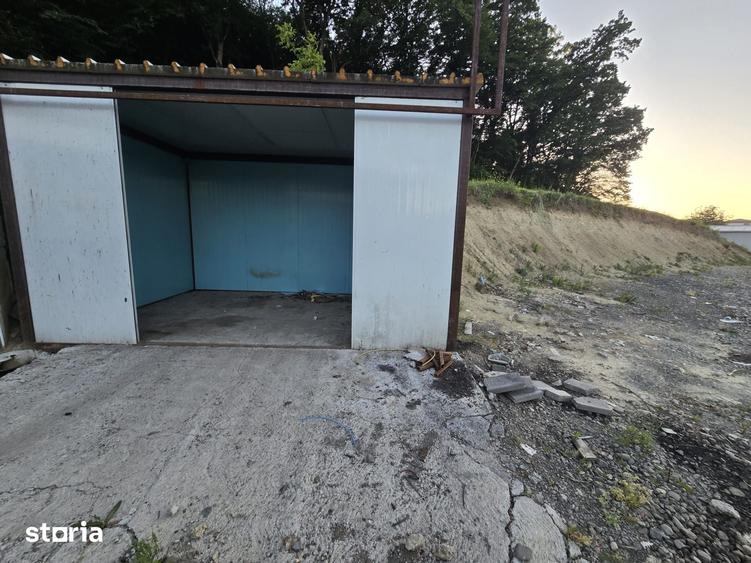 Spațiu comercial, de 2,500 mp, în Corunca