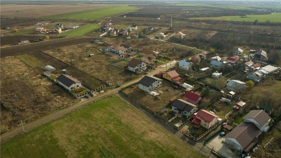 Teren Construcții intravilan de 2450 mp, în Ciorogârla