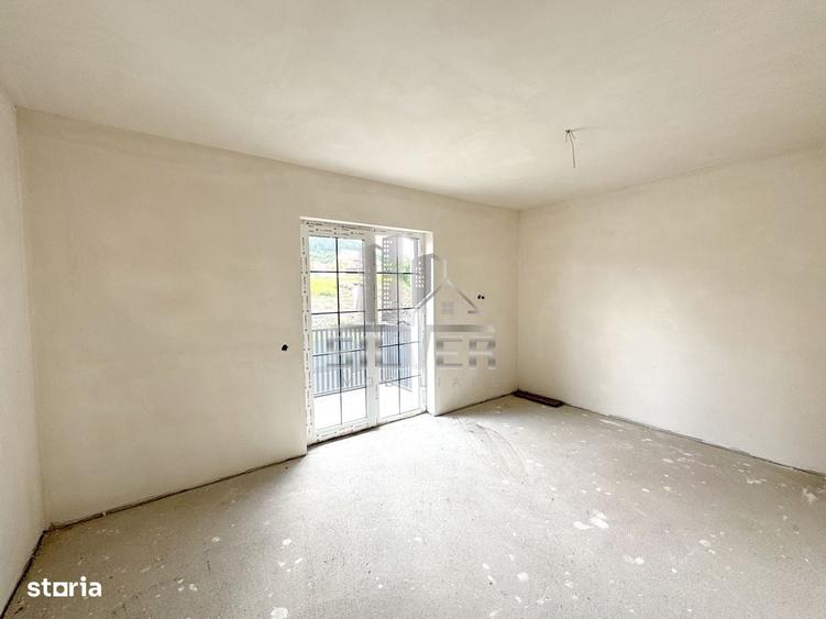 Casă cu 4 camere cu Teren 500 Mp în Chinteni