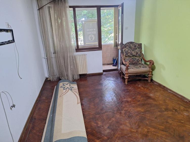 Apartament cu 4 camere circular în Tomis Nord