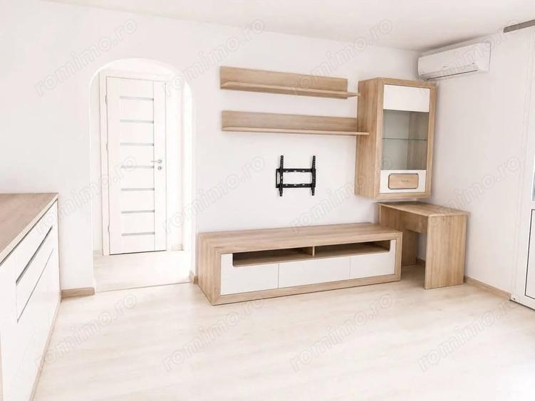 Apartament cu 3 camere semidecomandat în Liviu Rebreanu