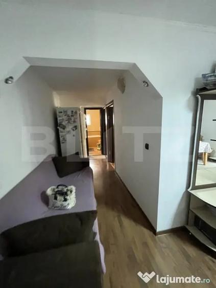 Apartament spa?ios de 68 mp, etaj 1, cu garaj Zona Br? - 11