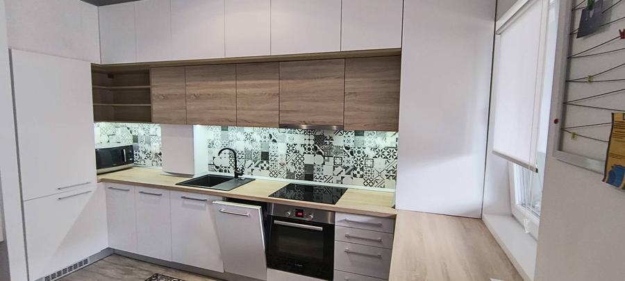 Apartament cu 2 camere semidecomandat în Sopor