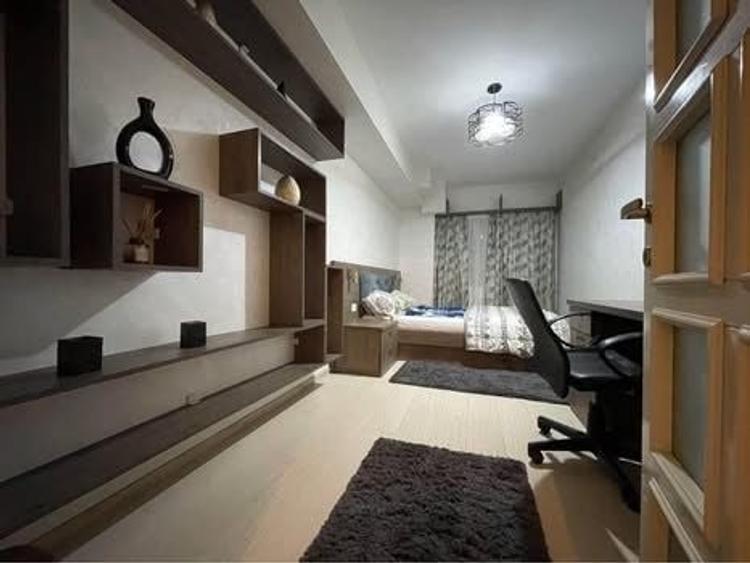 Apartament cu 2 camere semidecomandat, mobilat în Central