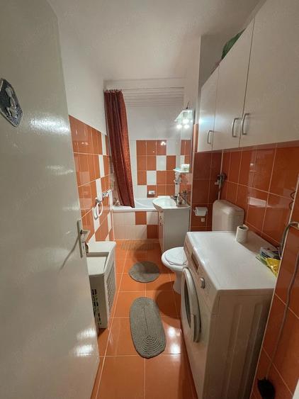 Apartament cu 3 camere decomandat în Rogerius